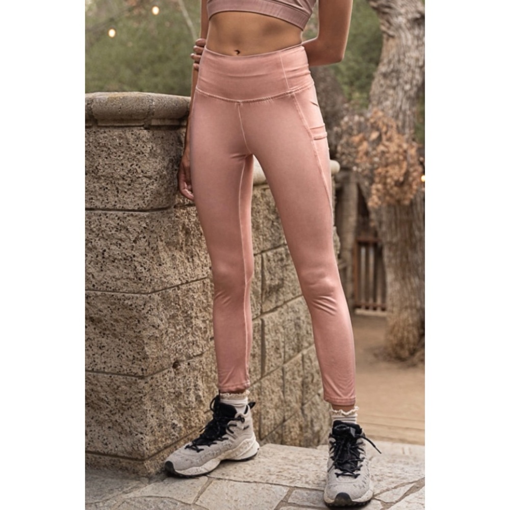 POL Rose Gold High Waist Side Pocket 4 Way Stretch Leggings